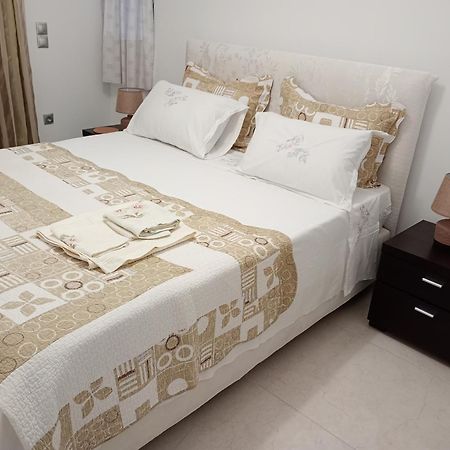 Coastal Garden Getaway Daire Vári Dış mekan fotoğraf