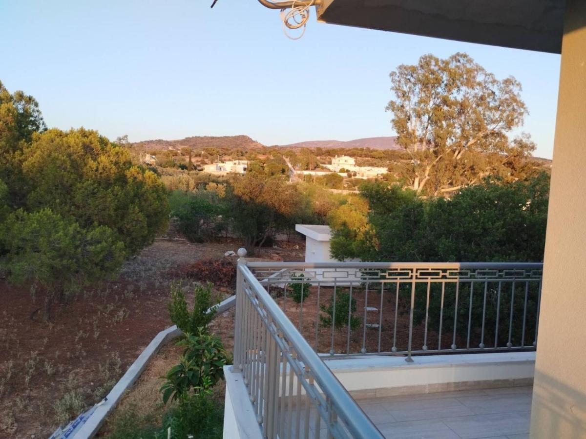 Coastal Garden Getaway Daire Vári Dış mekan fotoğraf